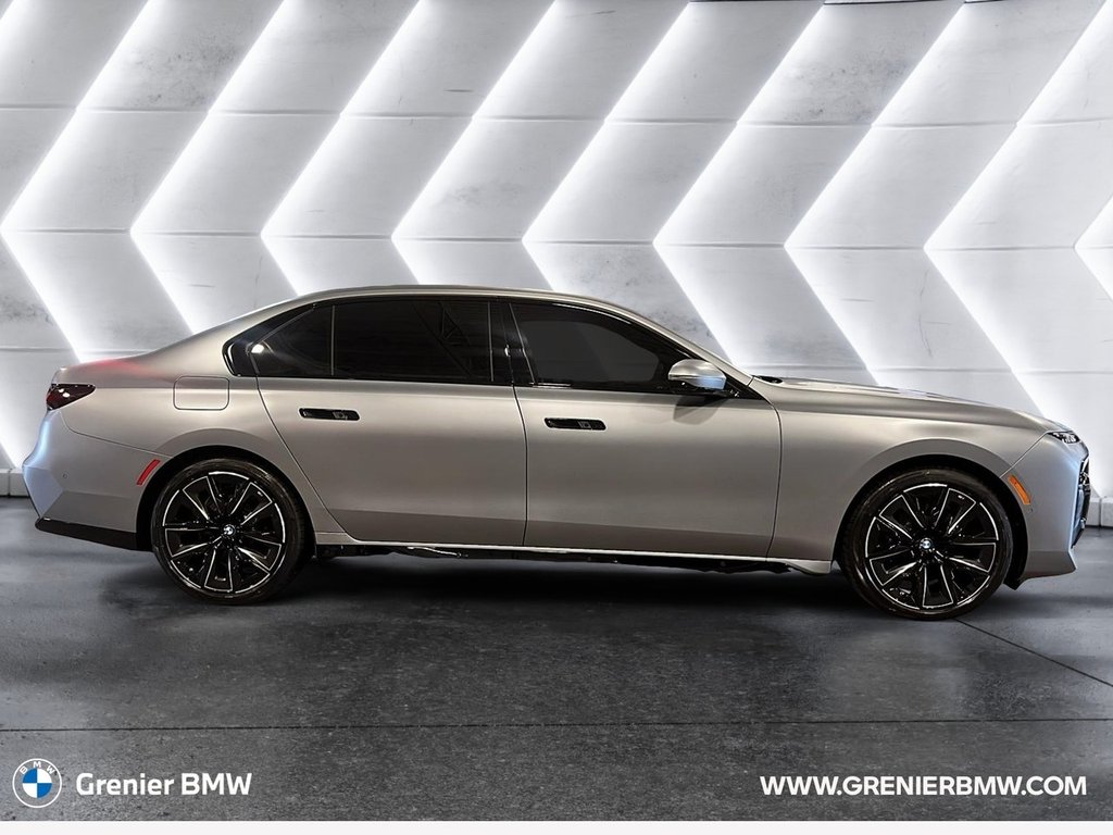 2025 BMW i7 xDrive60 in Terrebonne, Quebec - 4 - w1024h768px