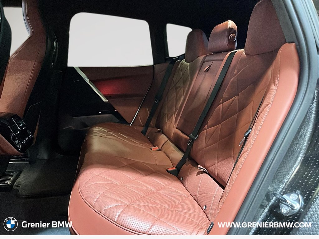 2022 BMW iX xDrive50 in Terrebonne, Quebec - 9 - w1024h768px