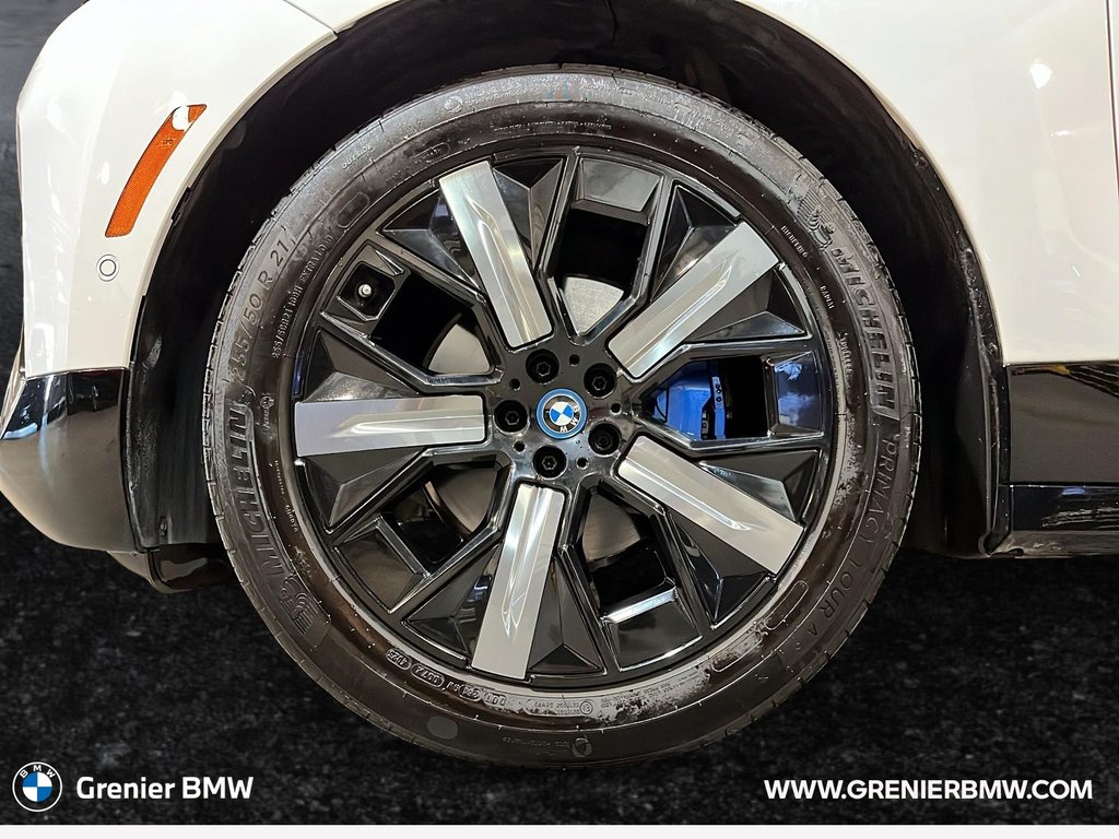 2022 BMW iX xDrive50 in Terrebonne, Quebec - 6 - w1024h768px