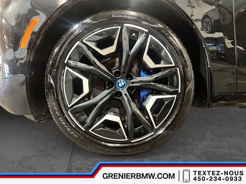 BMW iX xDrive50, Premium Essential, M Sport Package 2023 à Terrebonne, Québec - 6 - w1024h768px