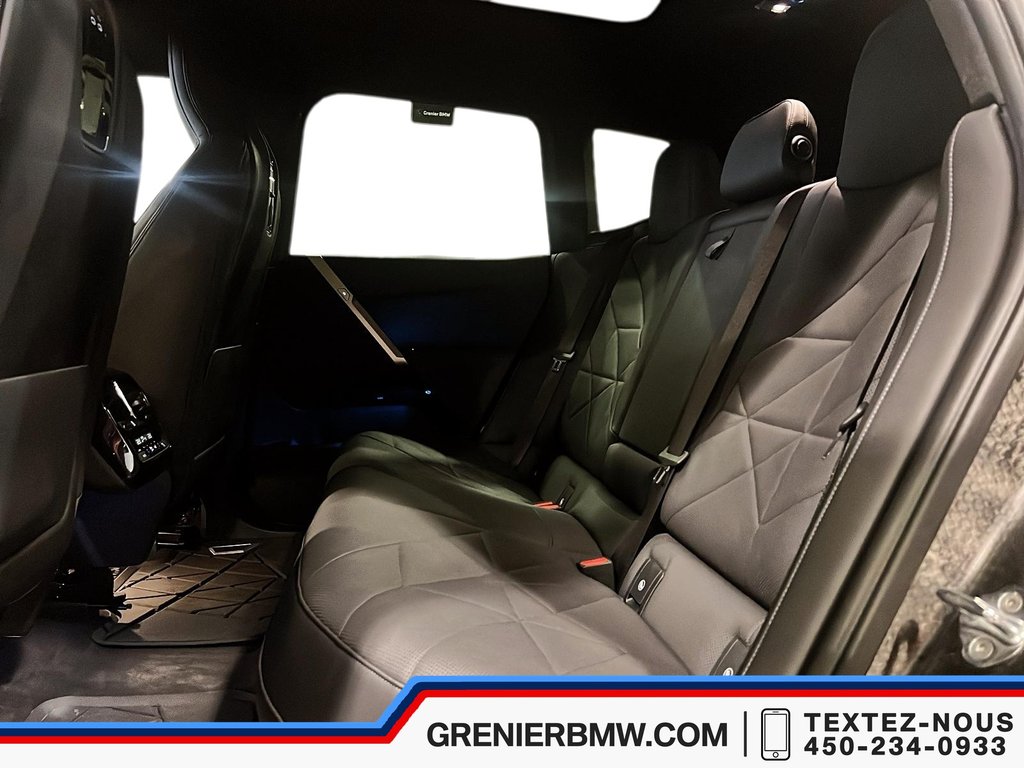 BMW iX xDrive50, Premium Essential, M Sport Package 2023 à Terrebonne, Québec - 9 - w1024h768px