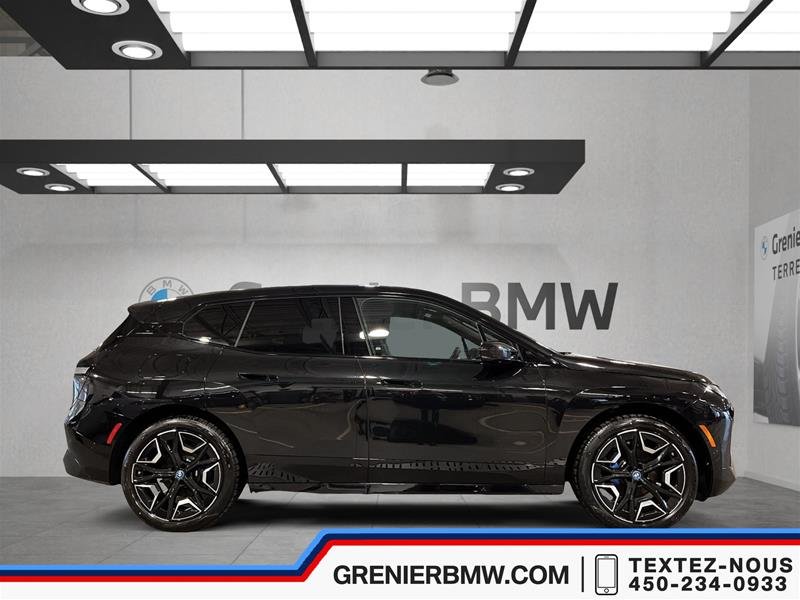BMW IX XDrive40, Maintenance sans frais 3 ans/60,000 km 2024 à Terrebonne, Québec - 3 - w1024h768px