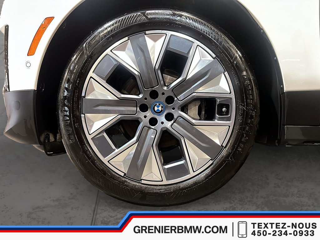 BMW IX XDrive40, Financing CPO 4.74%  Premium Package 2025 à Terrebonne, Québec - 6 - w1024h768px