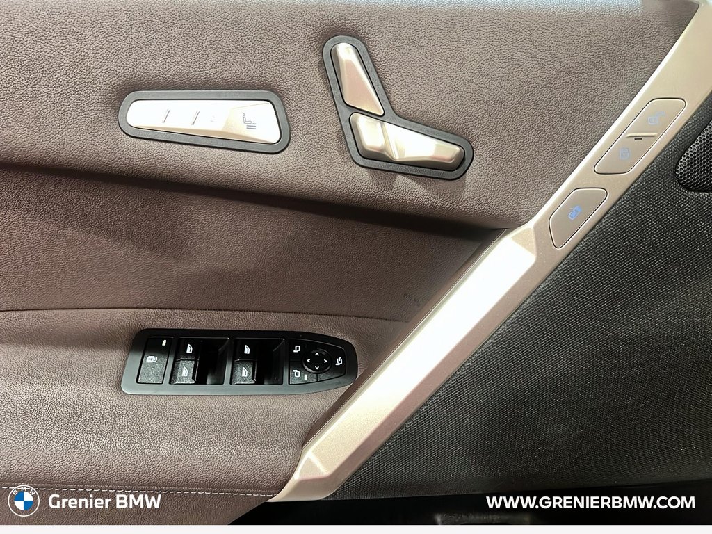 BMW IX XDrive40, Financing CPO,  Premium Package 2025 à Terrebonne, Québec - 10 - w1024h768px