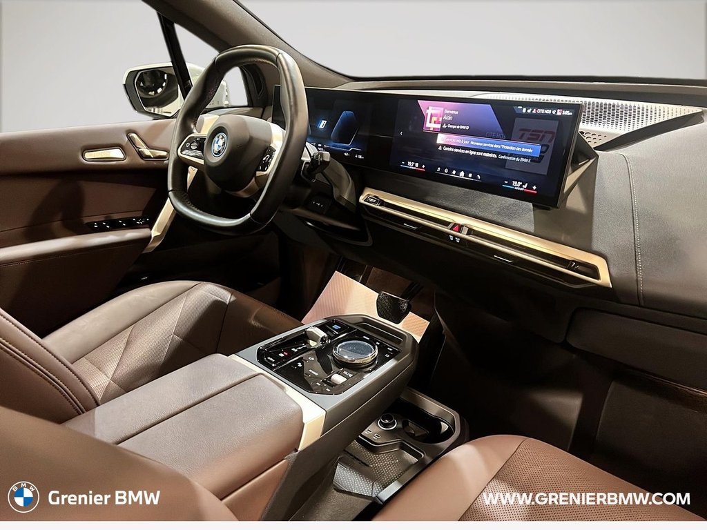 2025 BMW iX xDrive40 in Terrebonne, Quebec - 14 - w1024h768px