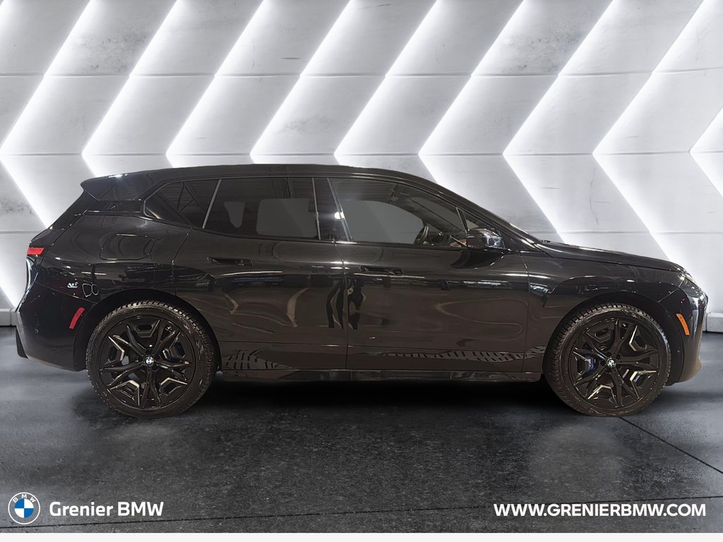 BMW iX xDrive60 2026 à Terrebonne, Québec - 5 - w1024h768px