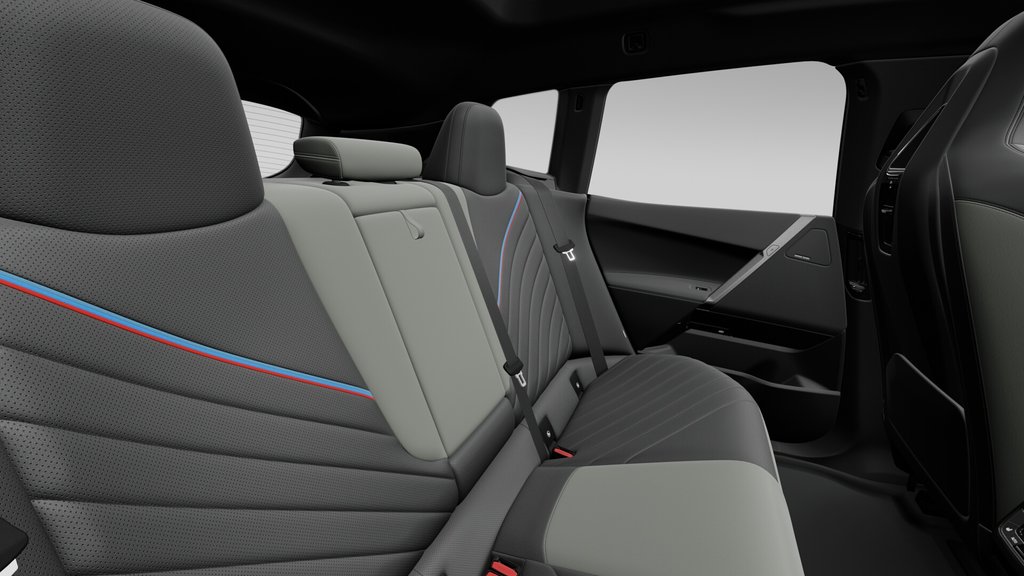 2026 BMW iX M70 xDrive in Terrebonne, Quebec - 12 - w1024h768px