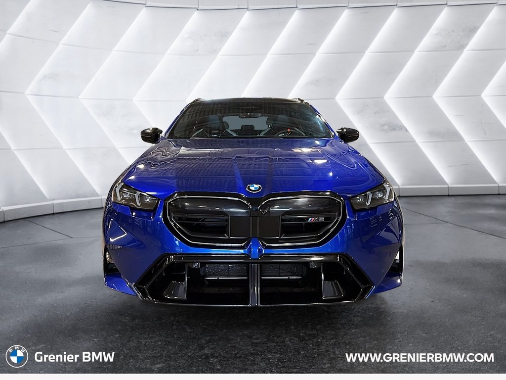 2025 BMW M5 in Terrebonne, Quebec - 2 - w1024h768px