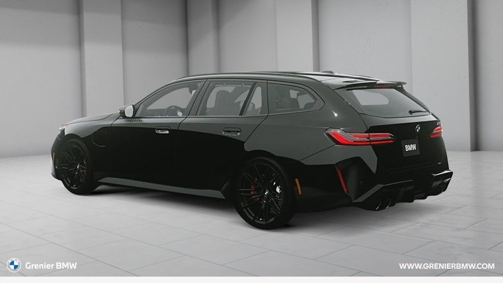 2027 BMW M5 in Terrebonne, Quebec - 2 - w1024h768px