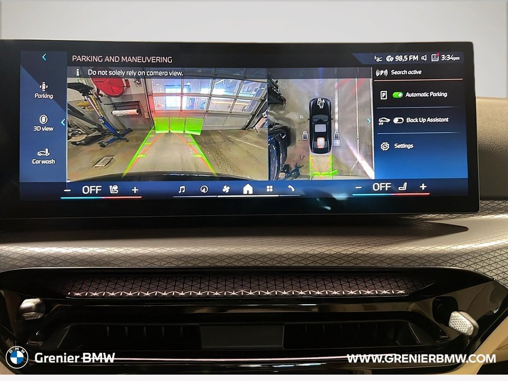 BMW Série 3 330i xDrive 2025 à Terrebonne, Québec - 16 - w1024h768px