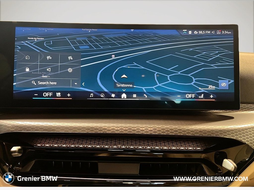 BMW Série 3 330i xDrive 2025 à Terrebonne, Québec - 17 - w1024h768px