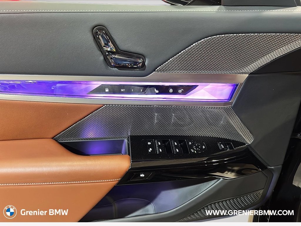 BMW Série 7 750e xDrive 2025 à Terrebonne, Québec - 12 - w1024h768px