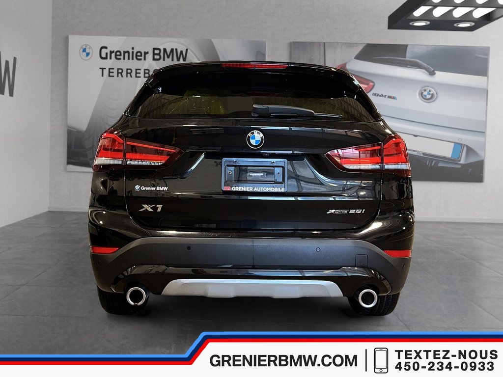 2022 BMW X1 XDrive28i, PREMIUM ESSENTIAL PACKAGE in Terrebonne, Quebec - 5 - w1024h768px