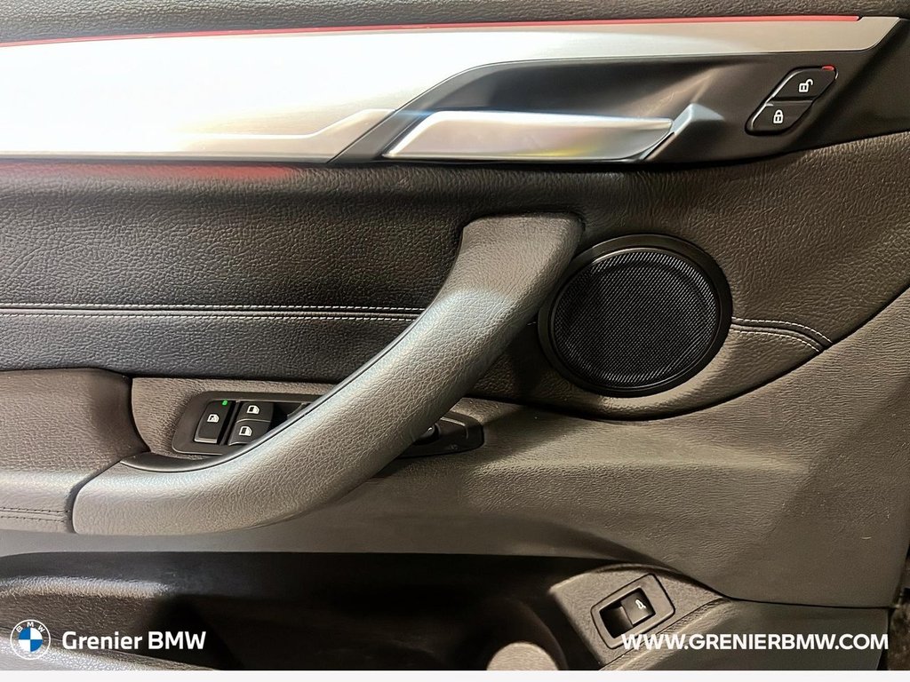 2022 BMW X1 xDrive28i in Terrebonne, Quebec - 11 - w1024h768px
