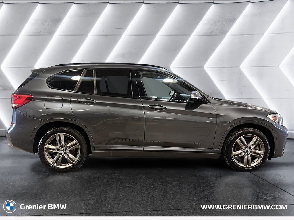 2022 BMW X1 xDrive28i in Terrebonne, Quebec - 4 - w1024h768px