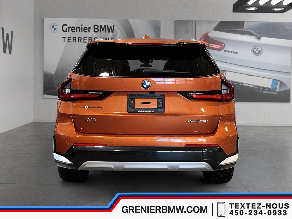 BMW X1 XDrive28i, Parking assistsnt plus, Harman Kardon 2023 à Terrebonne, Québec - 5 - w1024h768px