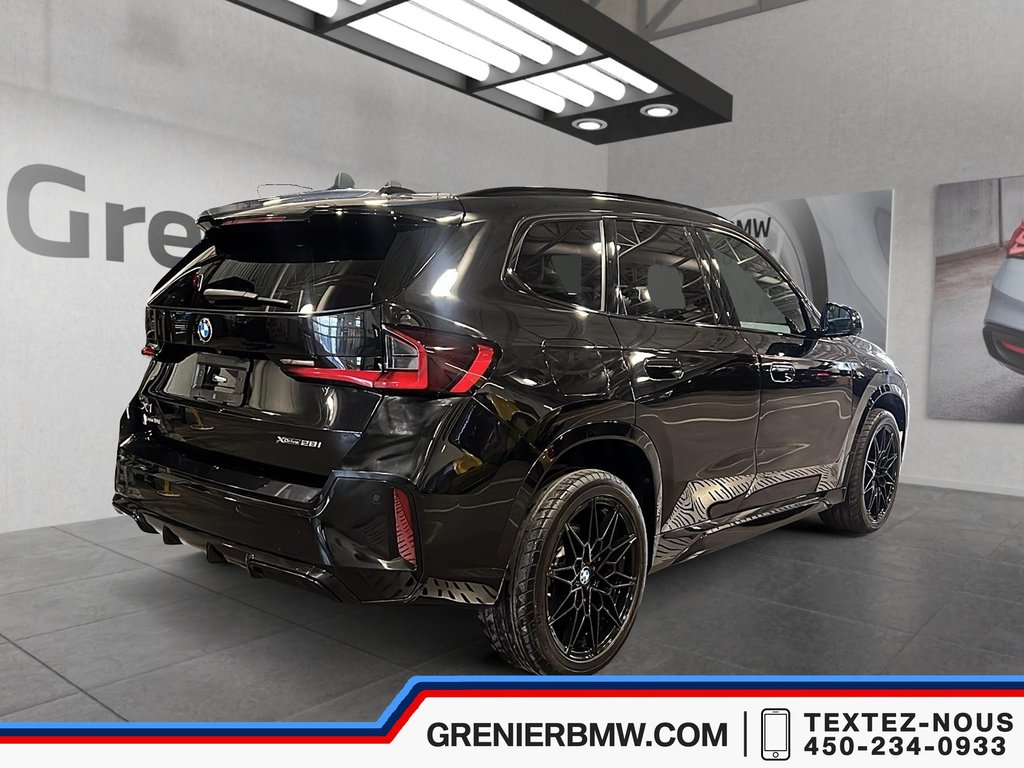 BMW X1 XDrive28i, M Sport Package, Premium Enhanced 2023 à Terrebonne, Québec - 4 - w1024h768px