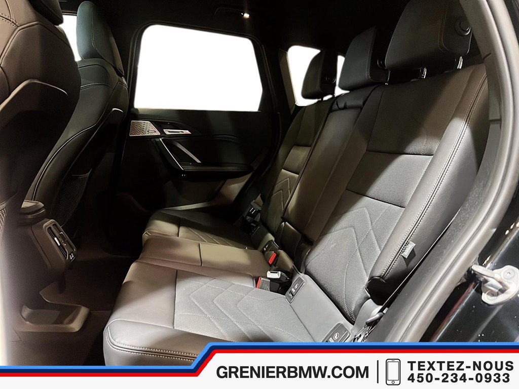 BMW X1 XDrive28i, M Sport Package, Premium Enhanced 2023 à Terrebonne, Québec - 9 - w1024h768px