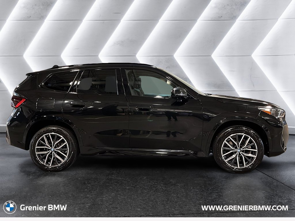 2023 BMW X1 xDrive28i in Terrebonne, Quebec - 3 - w1024h768px