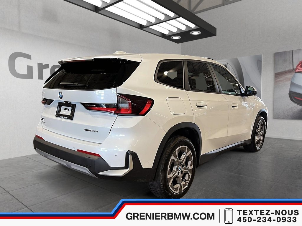 2024 BMW X1 XDrive28i, Premium Essential, Panoramic Sunroof in Terrebonne, Quebec - 4 - w1024h768px