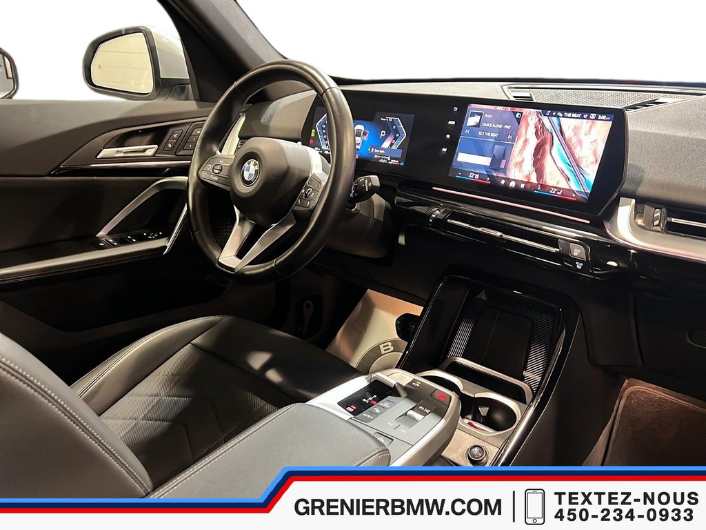2024 BMW X1 XDrive28i, Premium Essential, Panoramic Sunroof in Terrebonne, Quebec - 13 - w1024h768px