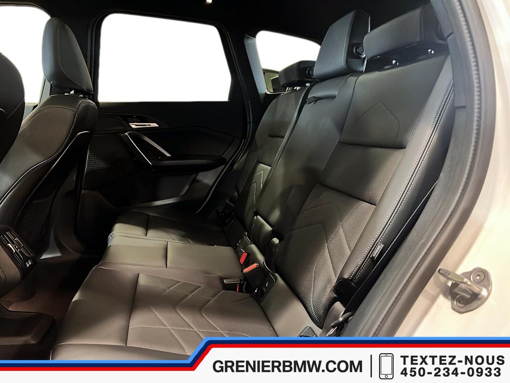 2024 BMW X1 XDrive28i, Premium Essential, Panoramic Sunroof in Terrebonne, Quebec - 9 - w1024h768px