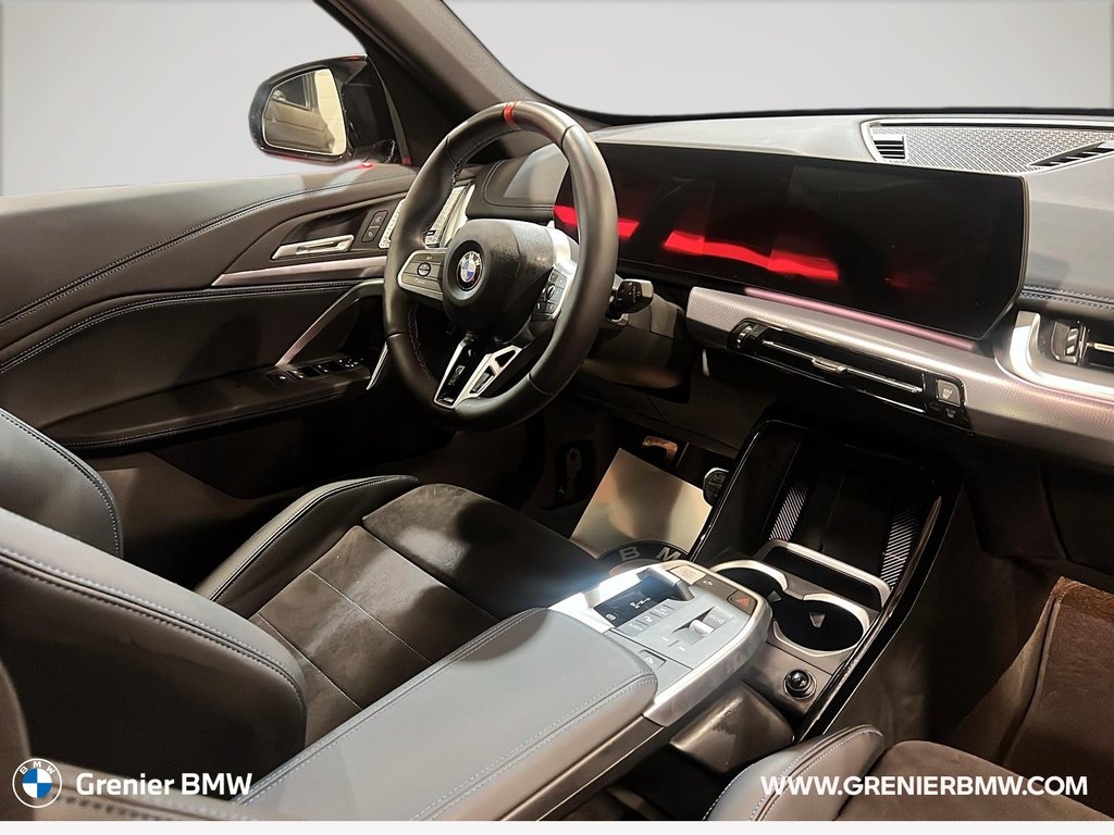 BMW X1 M35i xDrive, M Sport Pro, Premium Essential 2025 à Terrebonne, Québec - 13 - w1024h768px