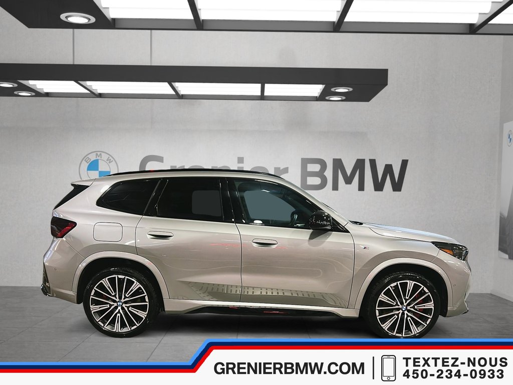 BMW X1 M35i xDrive, M Sport Pro, Premium Essential 2025 à Terrebonne, Québec - 3 - w1024h768px