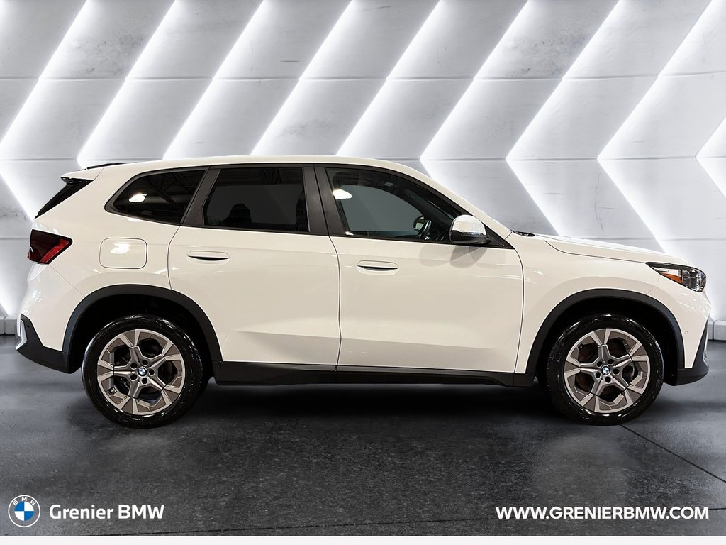 2025 BMW X1 xDrive28i in Terrebonne, Quebec - 3 - w1024h768px