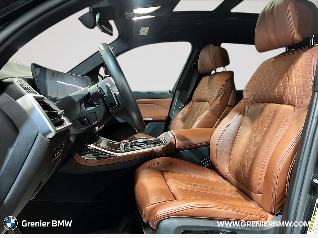 BMW X7 M60i xDrive, Premium Package, M Sport Pro 2024 à Terrebonne, Québec - 7 - w1024h768px