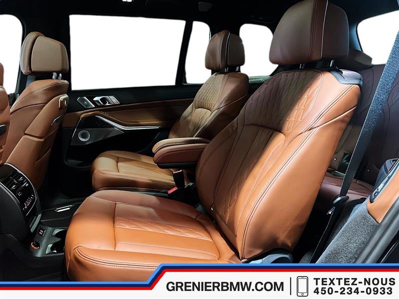 2026 BMW X7 M60i xDrive in Terrebonne, Quebec - 9 - w1024h768px