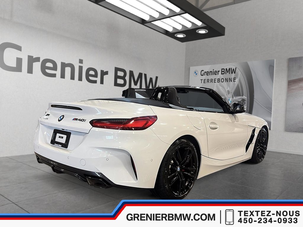 BMW Z4 M40i Roadster, 6 Speed Manual, Premium Enhanced 2025 à Terrebonne, Québec - 3 - w1024h768px