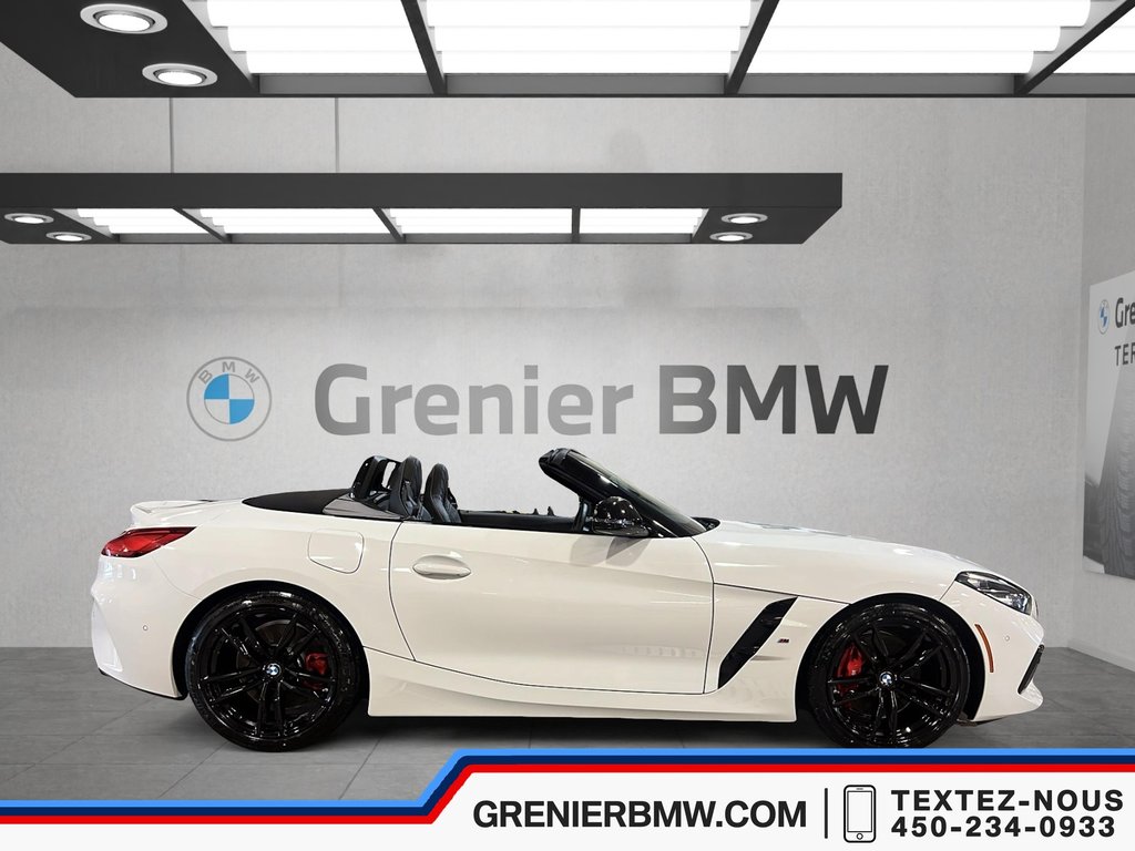 BMW Z4 M40i Roadster, 6 Speed Manual, Premium Enhanced 2025 à Terrebonne, Québec - 2 - w1024h768px