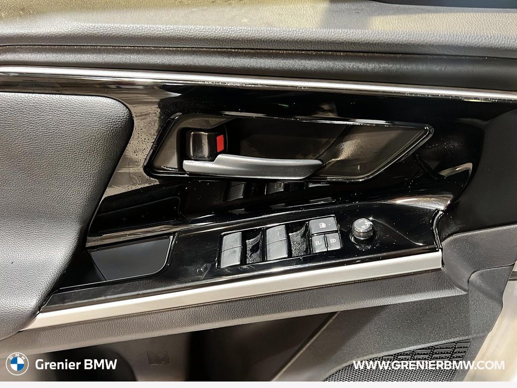 Camions Toyota bZ4X XLE 2023 à Terrebonne, Québec - 9 - w1024h768px