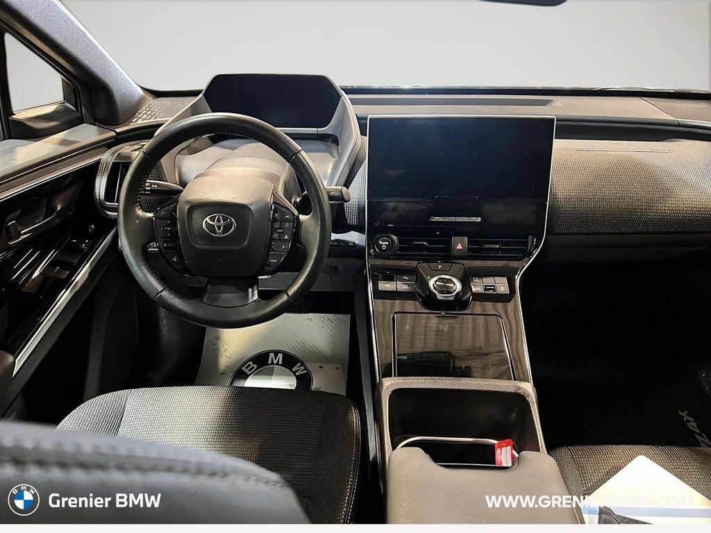 Camions Toyota bZ4X XLE 2023 à Terrebonne, Québec - 8 - w1024h768px