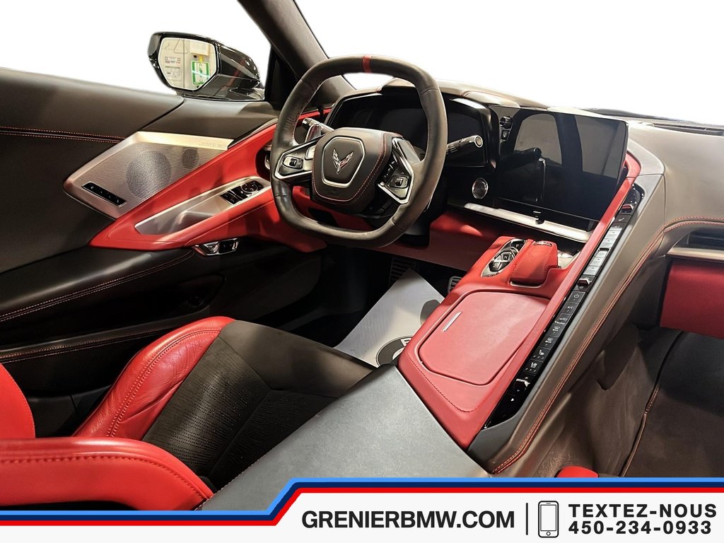 2021 Chevrolet Corvette Coupe Stingray 3LT, Z51 Performance Package in Terrebonne, Quebec - 12 - w1024h768px