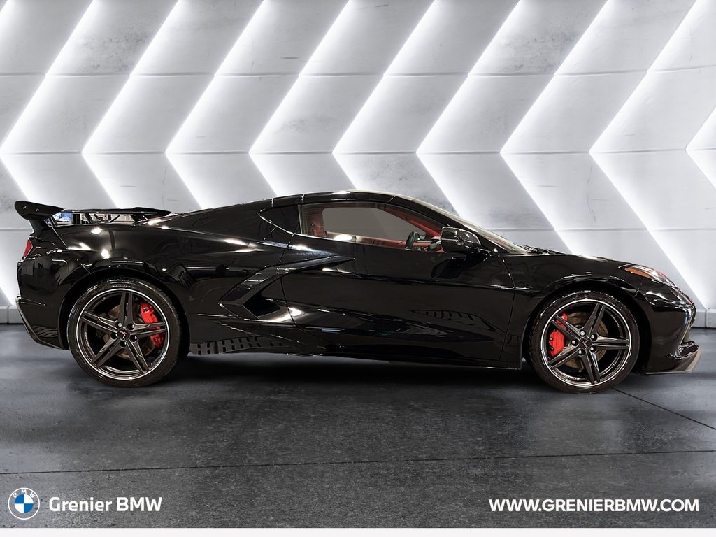 Chevrolet Corvette 3LT 2025 à Terrebonne, Québec - 3 - w1024h768px