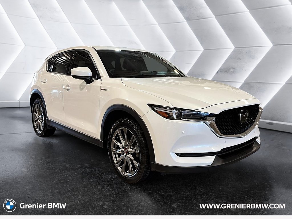 2021 Mazda CX-5 100th Anniversary Edition in Terrebonne, Quebec - 1 - w1024h768px