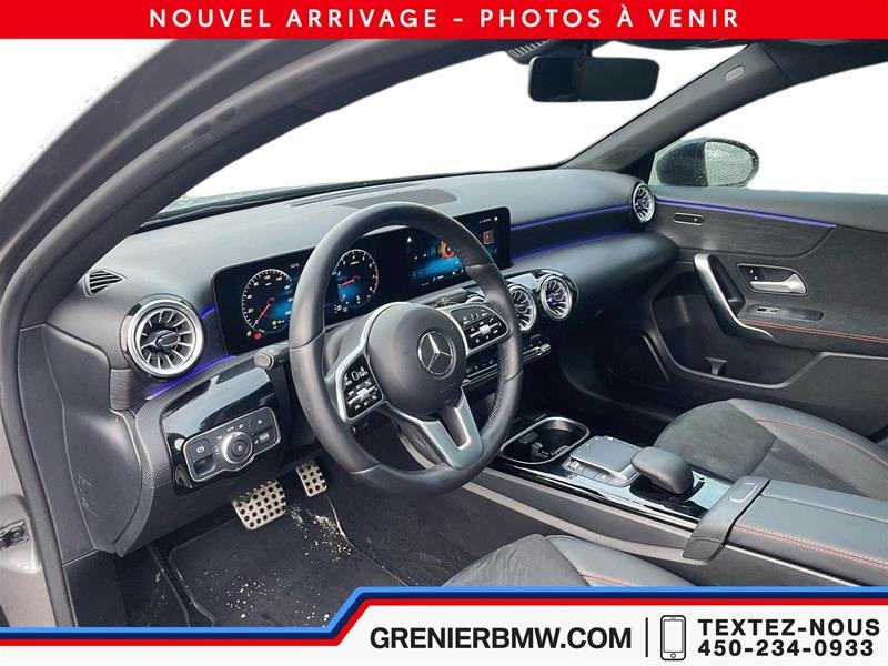 2022 Mercedes-Benz A220 4MATIC Sedan, Night package, Premium package in Terrebonne, Quebec - 2 - w1024h768px