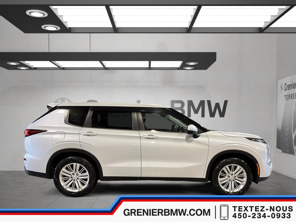 2022 Mitsubishi Outlander ES S-AWC, 7 Passagers, Apple Carplay in Terrebonne, Quebec - 3 - w1024h768px