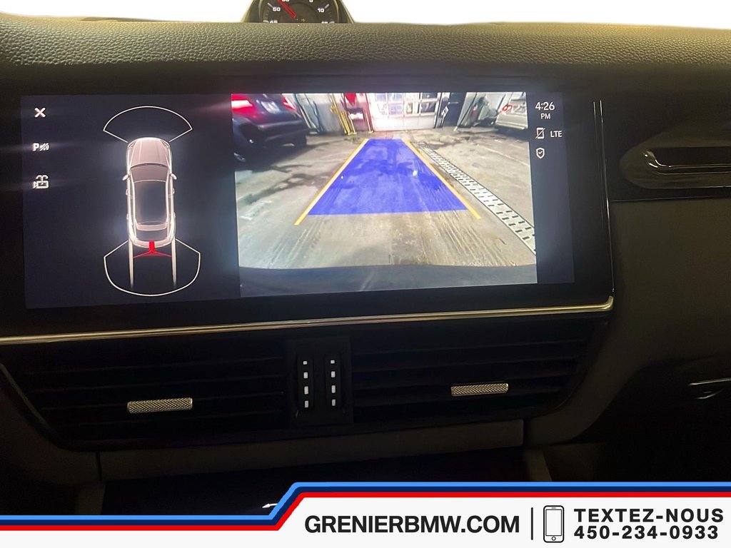 Porsche Cayenne Coupe Platinum Edition, Performance Package 2023 à Terrebonne, Québec - 15 - w1024h768px