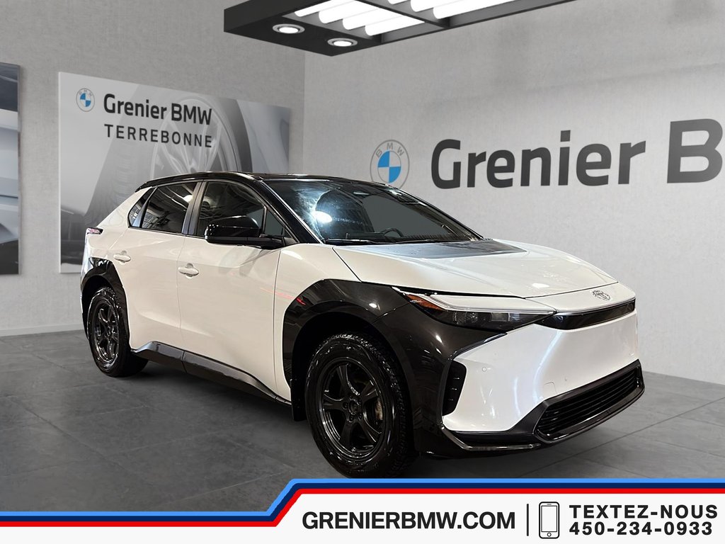 Toyota bZ4X XLE AWD, Kit Hiver + Kit d'été, Apple CarPlay 2023 à Terrebonne, Québec - 1 - w1024h768px
