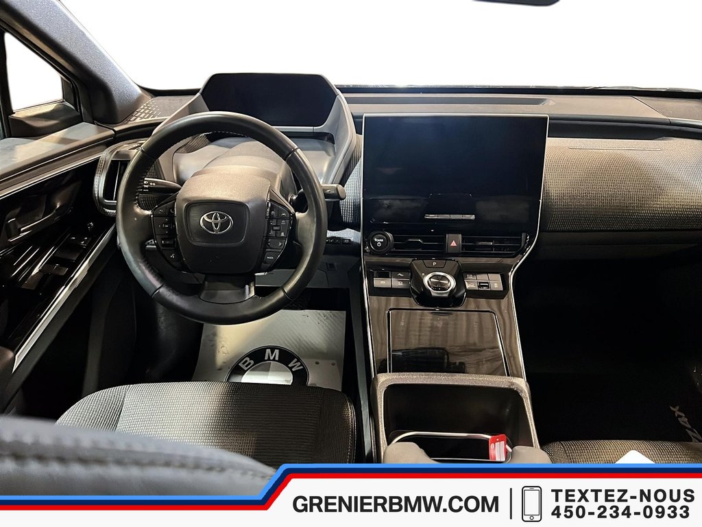 Toyota bZ4X XLE AWD, Kit Hiver + Kit d'été, Apple CarPlay 2023 à Terrebonne, Québec - 8 - w1024h768px