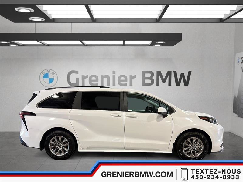 Toyota Sienna Hybrid Sienna LE AWD 8-Pass 2025 à Terrebonne, Québec - 3 - w1024h768px
