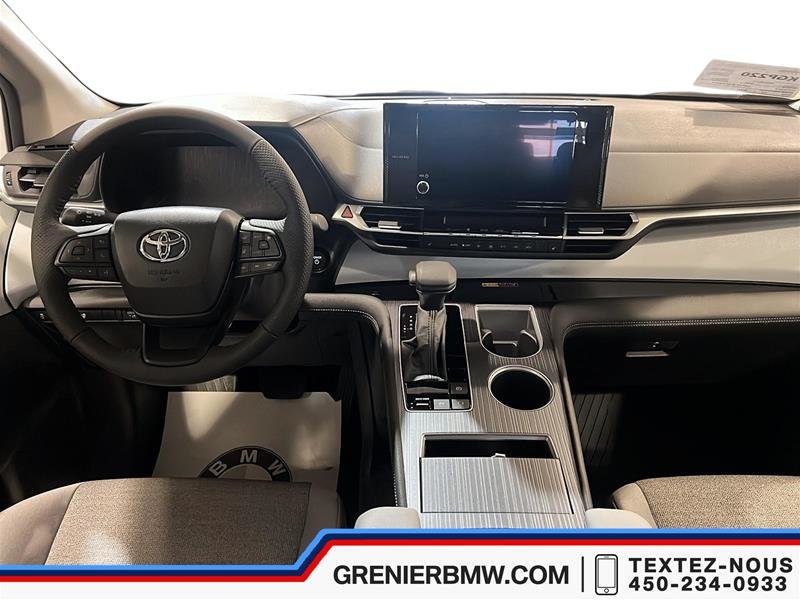 Toyota Sienna Hybrid Sienna LE AWD 8-Pass 2025 à Terrebonne, Québec - 8 - w1024h768px