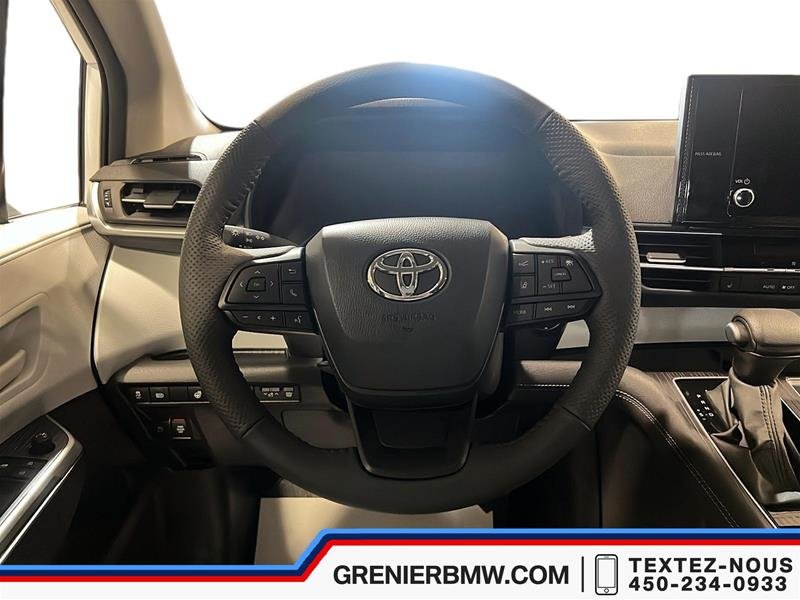 Toyota Sienna Hybrid Sienna LE AWD 8-Pass 2025 à Terrebonne, Québec - 11 - w1024h768px