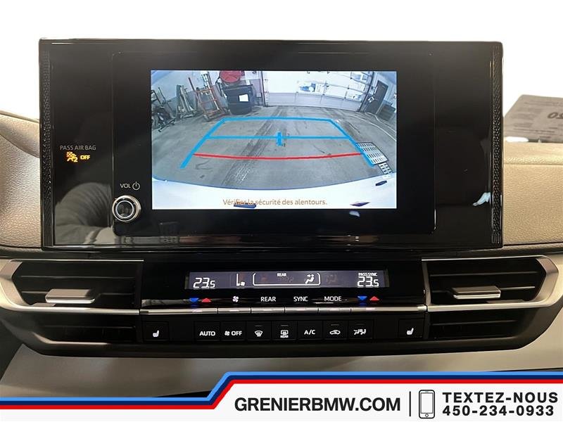 2025 Toyota Sienna Hybrid Sienna LE AWD 8-Pass in Terrebonne, Quebec - 15 - w1024h768px