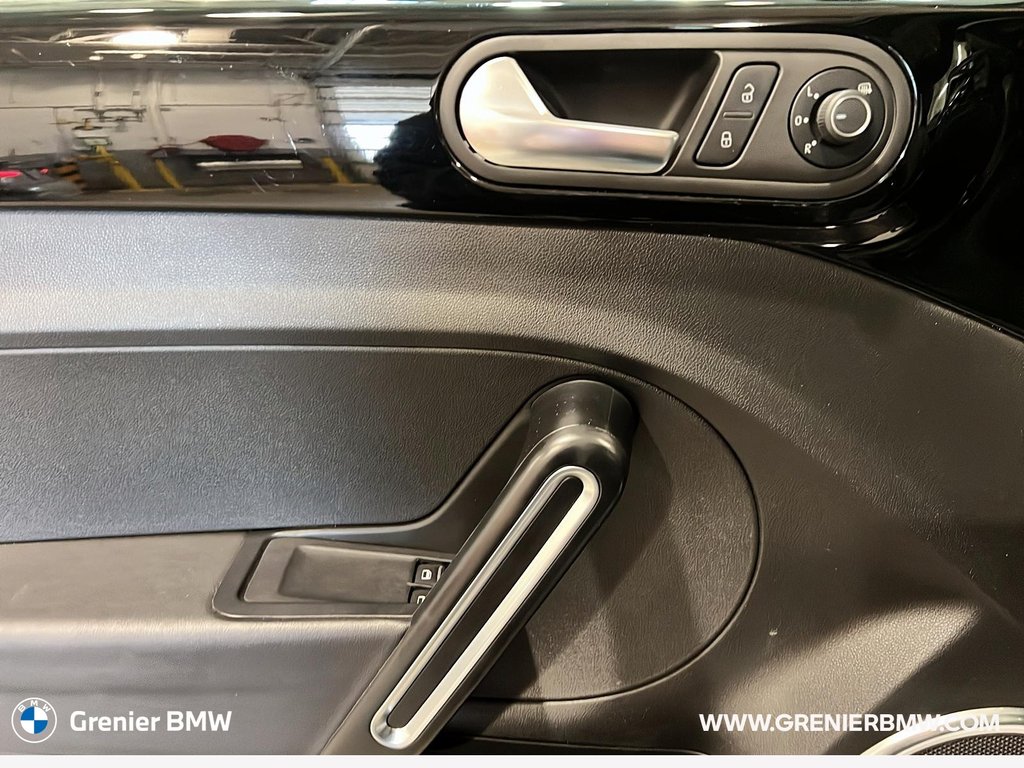 2019 Volkswagen Beetle Dune Coupe 2.0T, Summer & Winter Kit in Terrebonne, Quebec - 9 - w1024h768px
