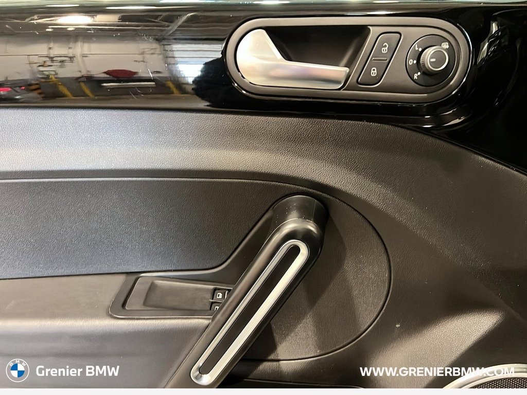 2019 Volkswagen Beetle Dune in Terrebonne, Quebec - 10 - w1024h768px