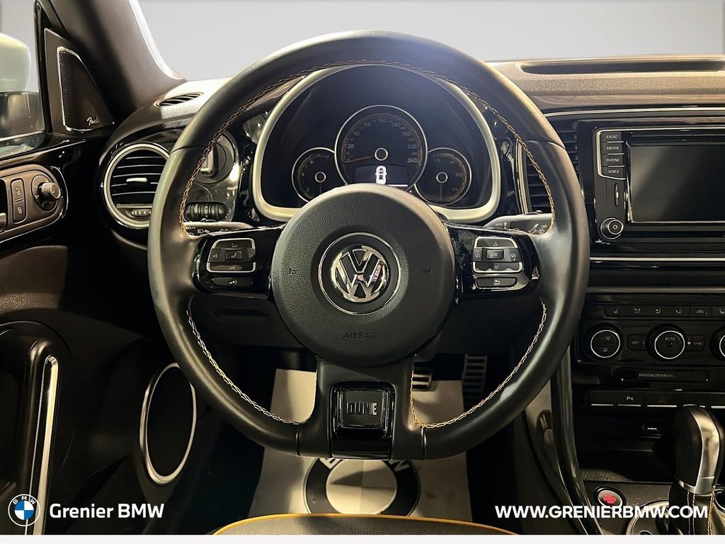 2019 Volkswagen Beetle Dune in Terrebonne, Quebec - 11 - w1024h768px